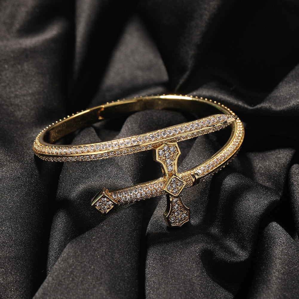 Hip-hop ancient cute European and American new sword of justice bracelet copper inlaid zircon full diamond trend Joker jewelry wholesale